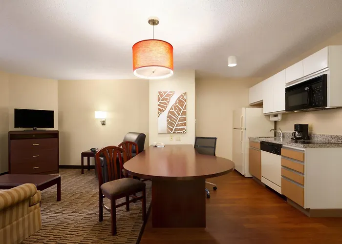 Mainstay Chicago 3*
