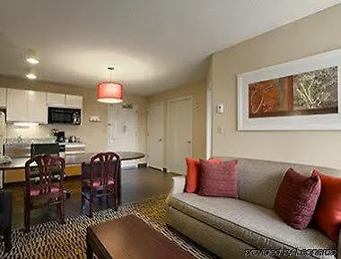Mainstay Chicago 3*